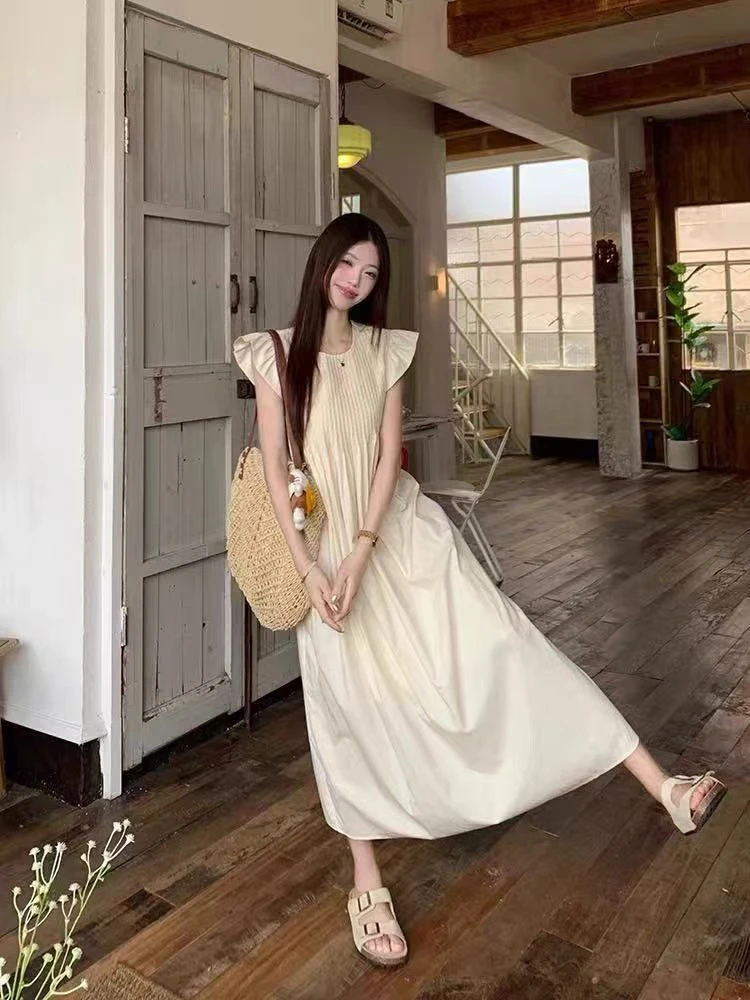 2025夏季连衣裙收腰法式小飞袖时尚休闲气质显瘦连衣裙