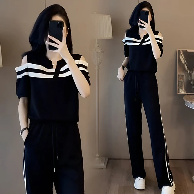 2025夏季新款休闲运动套装女士时尚别致独特露肩上衣直筒裤两件套