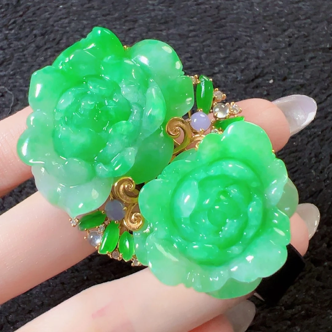 翡翠18K金镶嵌颈饰签收后24小时鉴赏期，过时不退