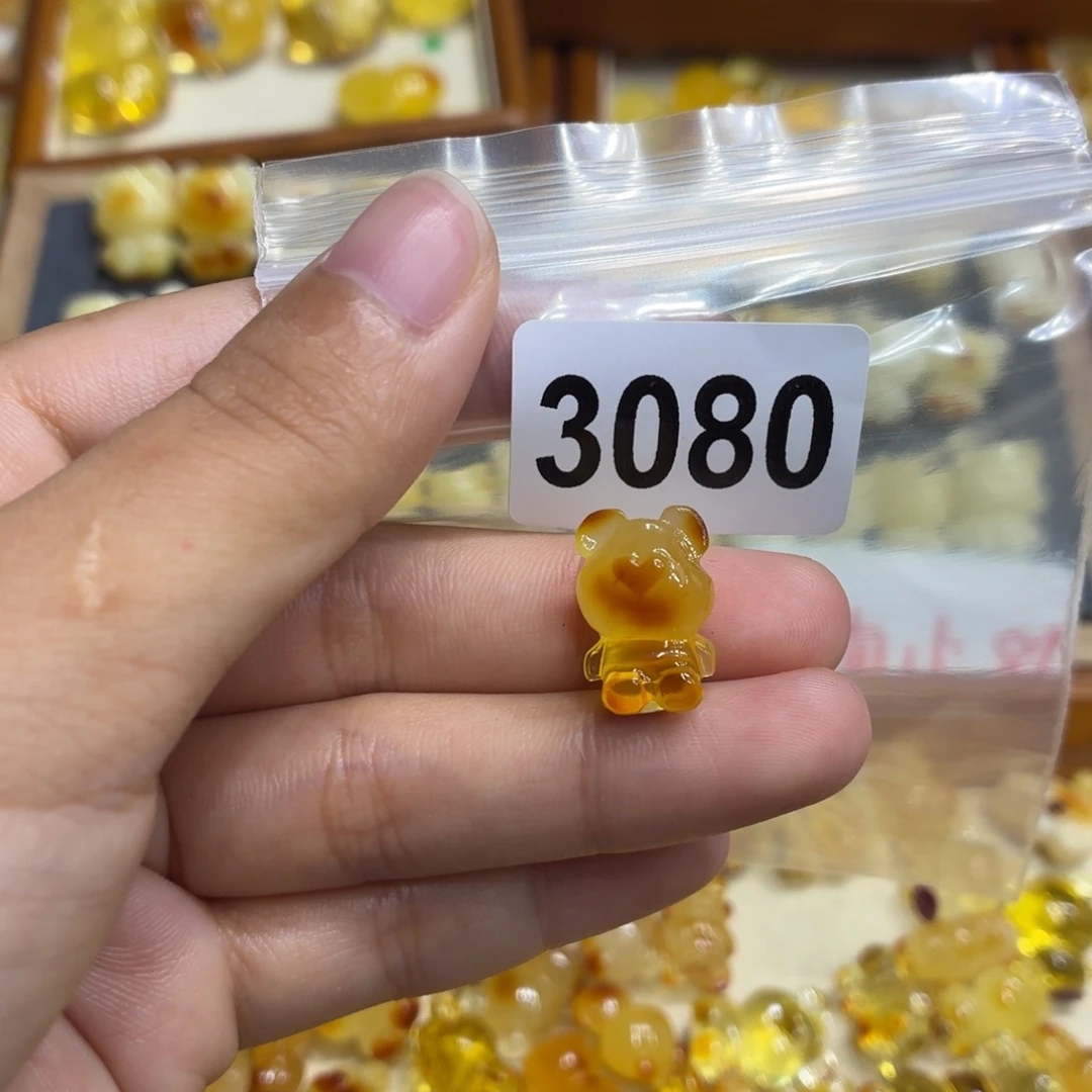 琥珀未镶嵌珠宝奇石