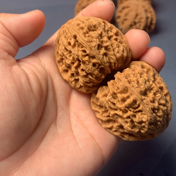 陳***好吊坠文玩核桃南疆