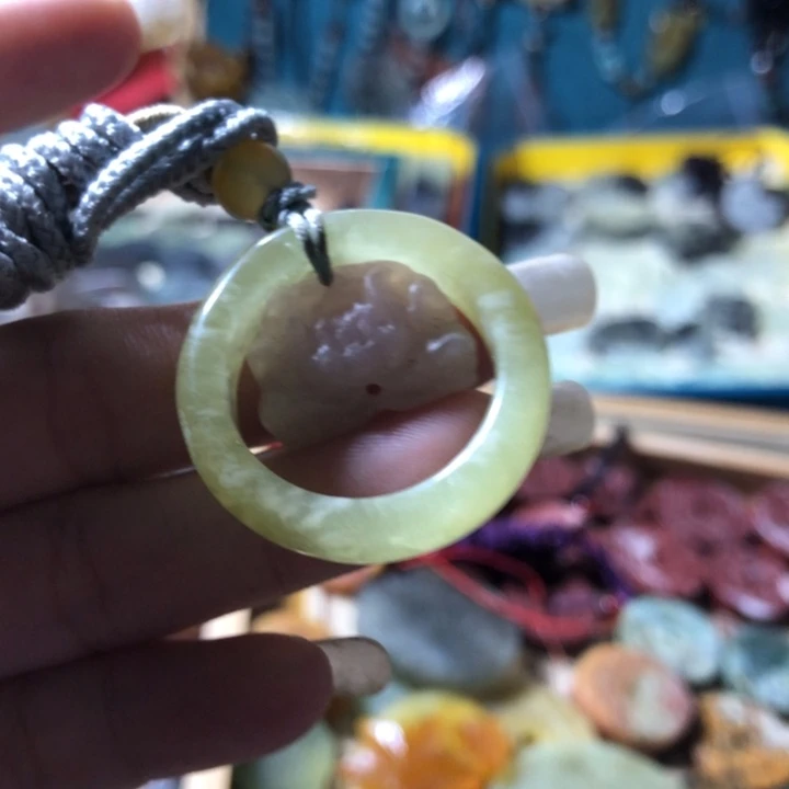 岫玉未镶嵌岫玉挂件