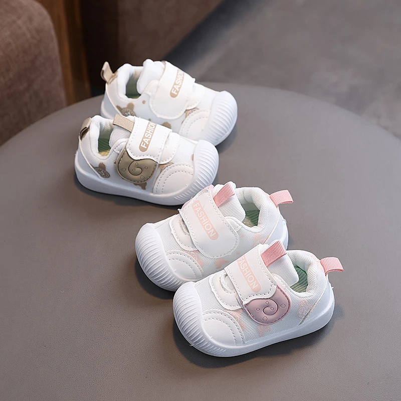步鞋防滑防掉透气宝宝鞋子儿童运动鞋春秋新款软底网面婴幼儿男女