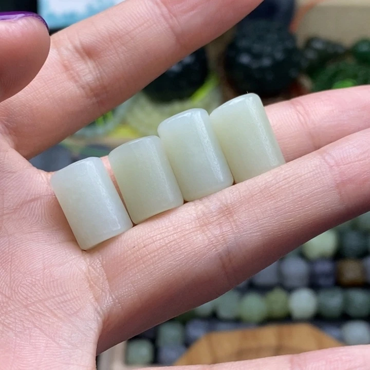 未镶嵌和田玉（糖玉）珠宝半成品