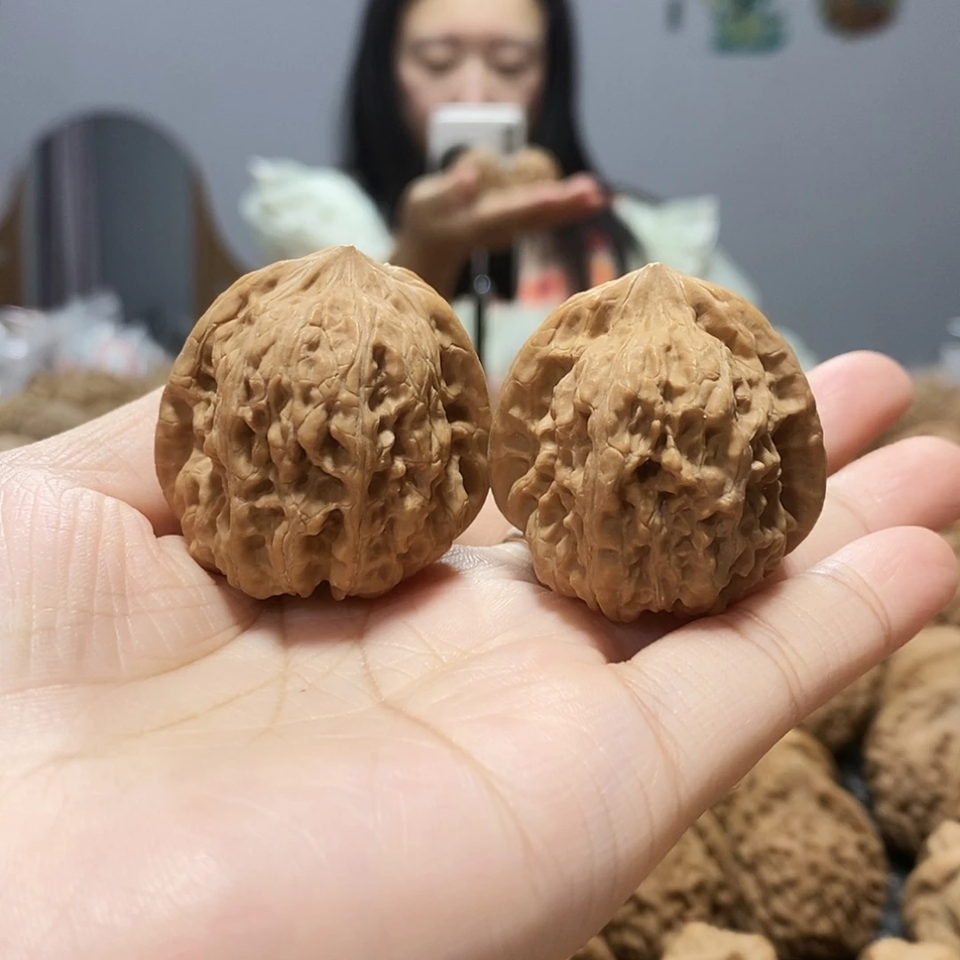 吊坠文玩核桃凹底37