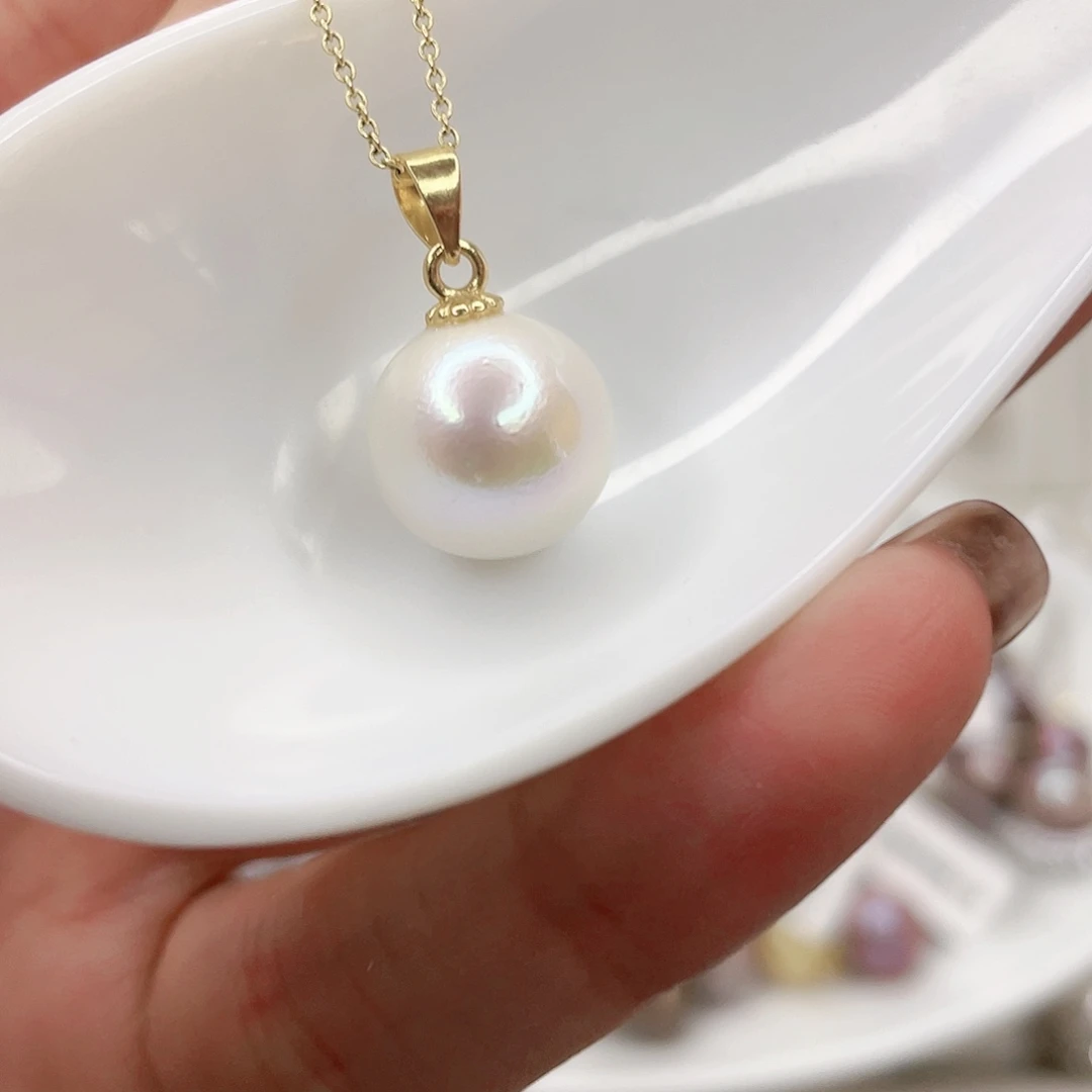 淡水珍珠吊坠(赠链)未镶嵌