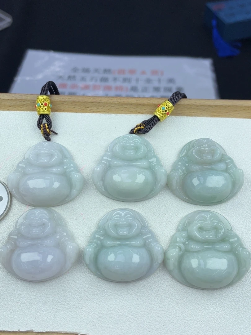 5A249翡翠浅色中佛+送同款绳子（多样性发其一）