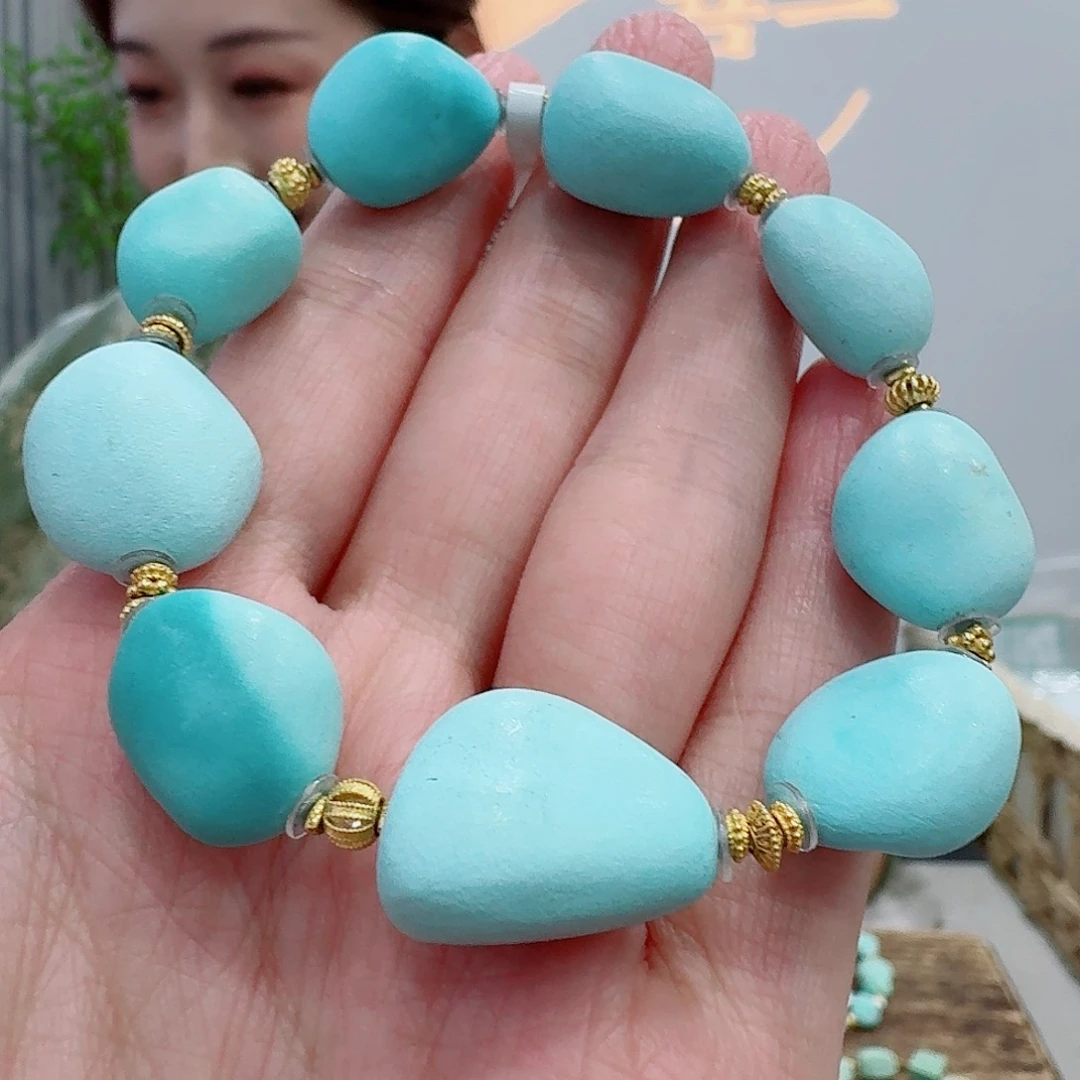 绿松石未镶嵌珠宝奇石