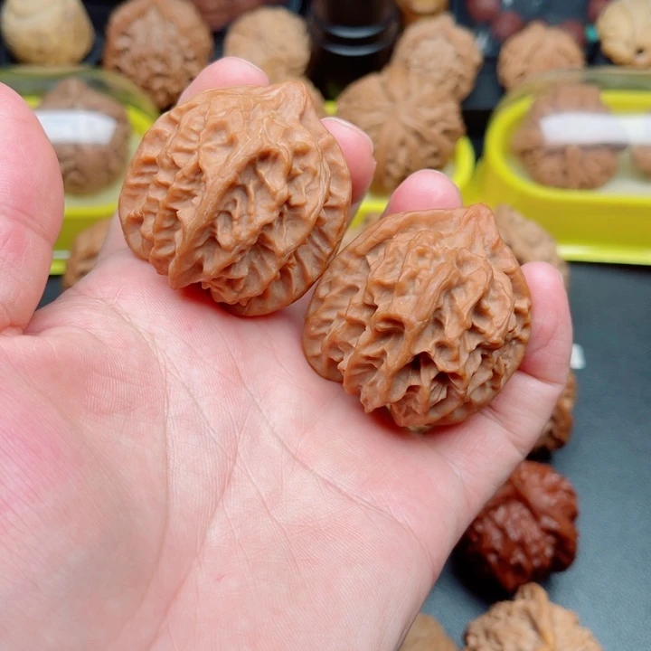 文玩核桃把件曹大龙狮子头41×43×43