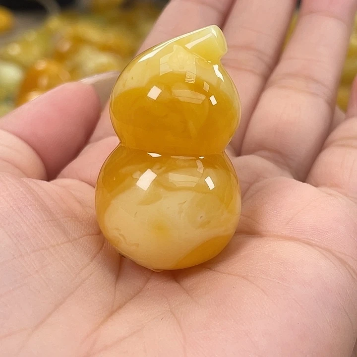 琥珀未镶嵌珠宝奇石琥珀h68