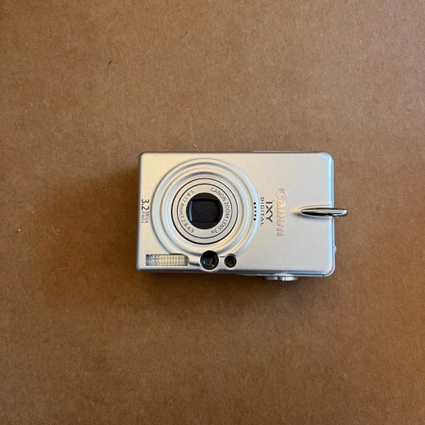 95新 Canon/佳能 日版ixus30 300万像素 no质量问题no退换