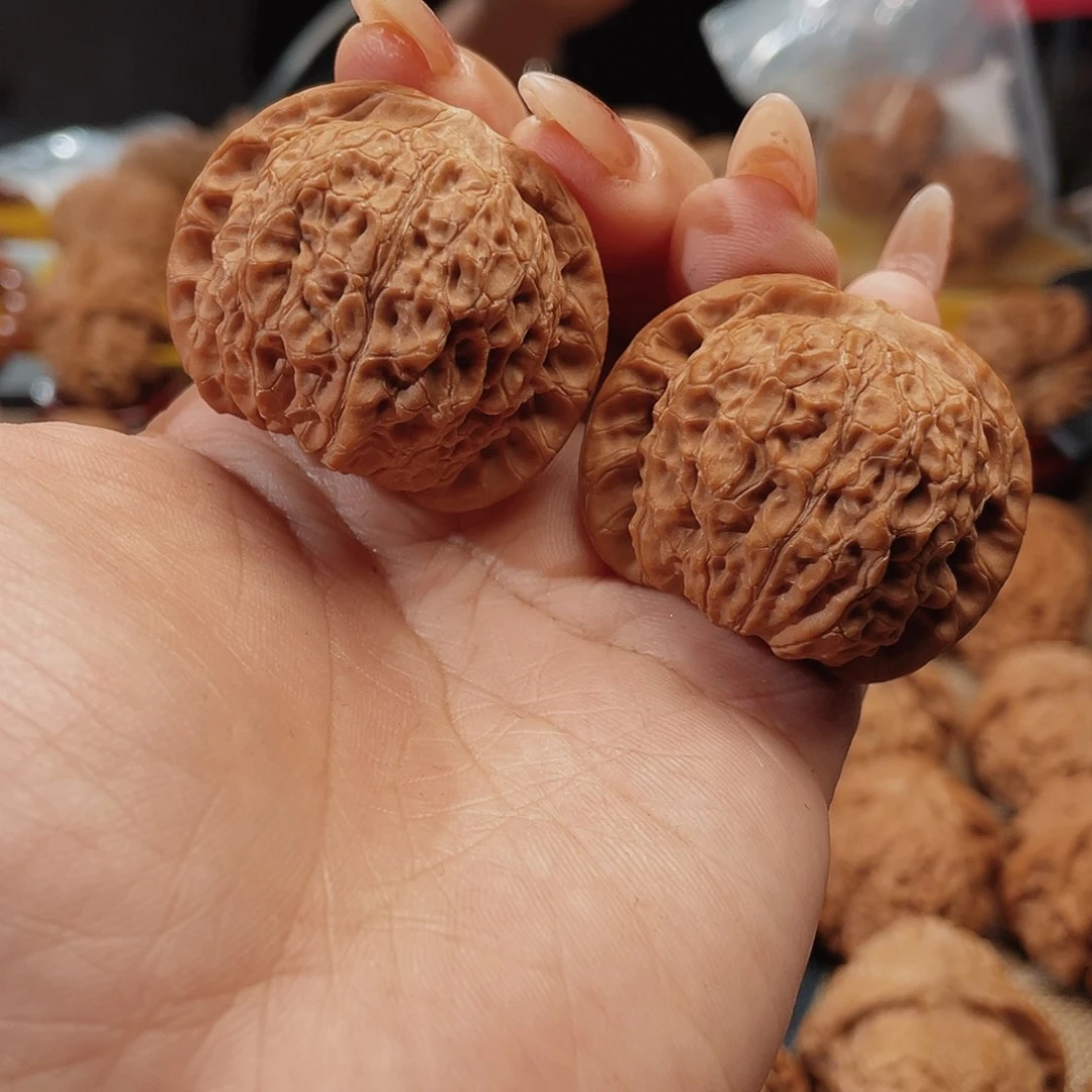 吊坠文玩核桃39血麒麟