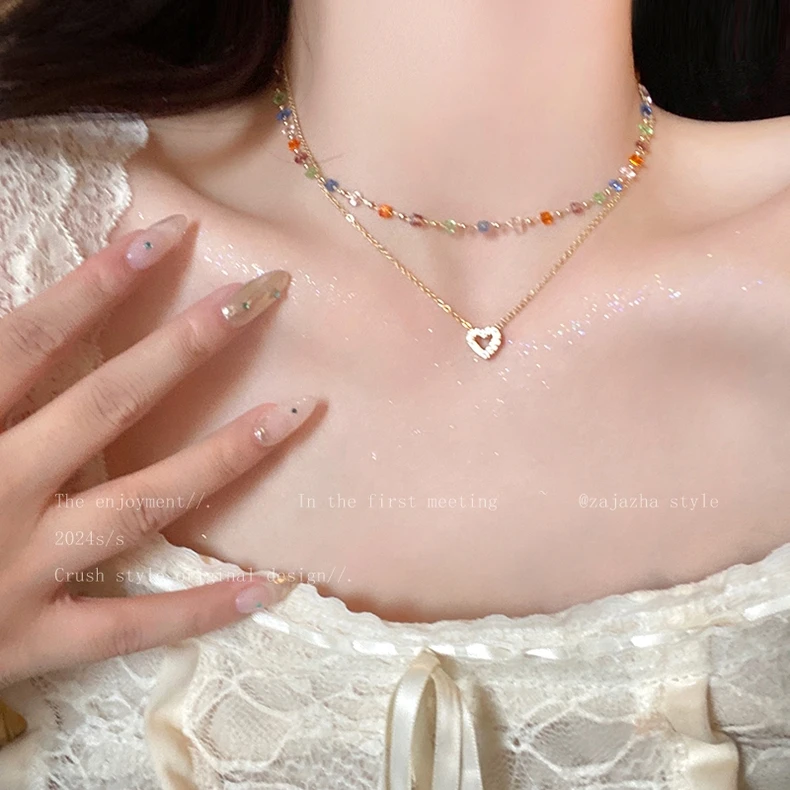 合金仿水晶项链 彩色镂空爱心项链女2025新款轻奢高级感锁骨链