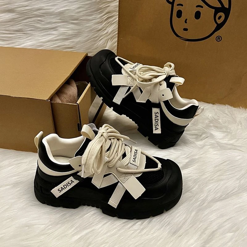 专柜小众设计感奶盖高颜值2025夏季新款透气增高小白鞋配裙子鞋子