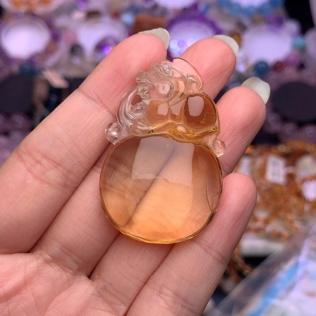 蔓***珂水晶颈饰未镶嵌吊坠
