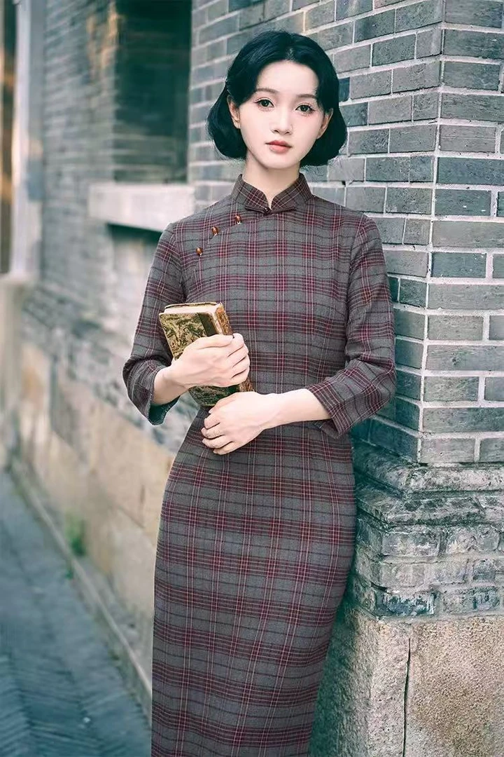 1379 【书渡】 咖紫色 复古格子 半开襟 早秋 旗袍