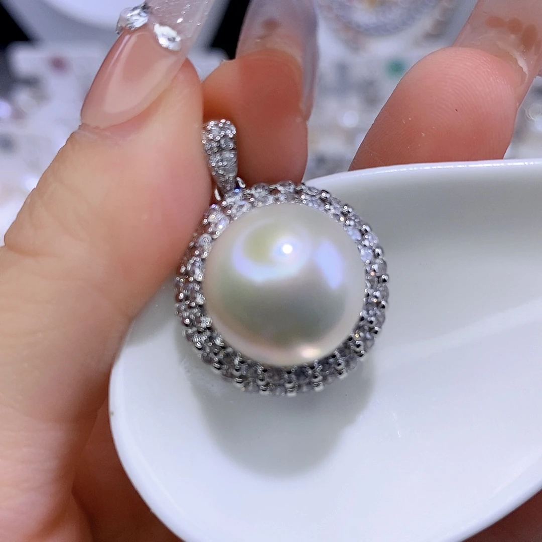 淡水珍珠合金颈饰