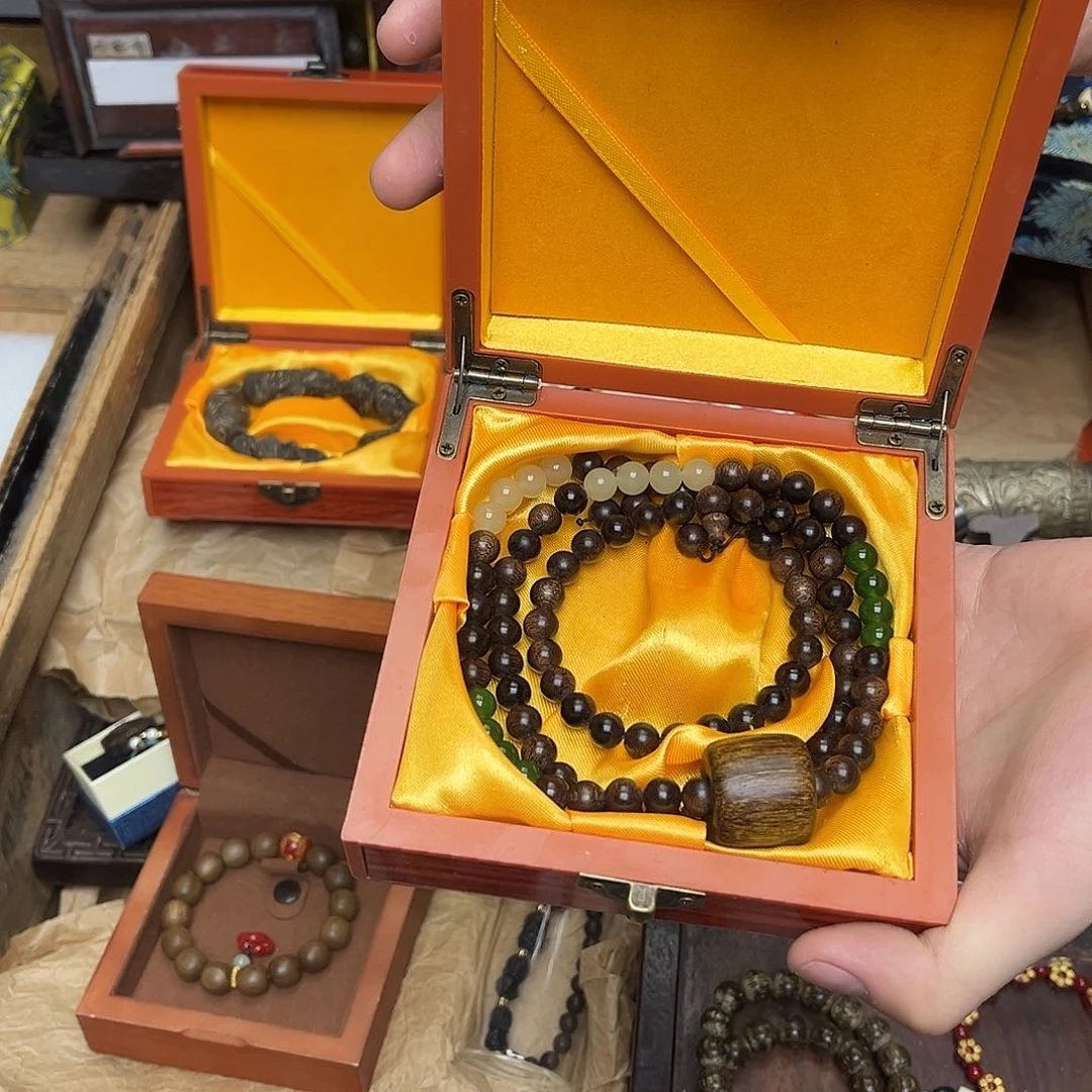 大叶紫檀（黑酸枝木类）