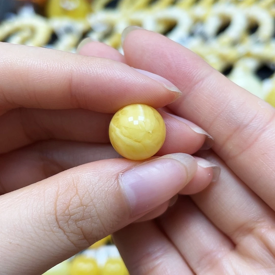 未镶嵌蜜蜡裸石圆珠12.9mm瑕