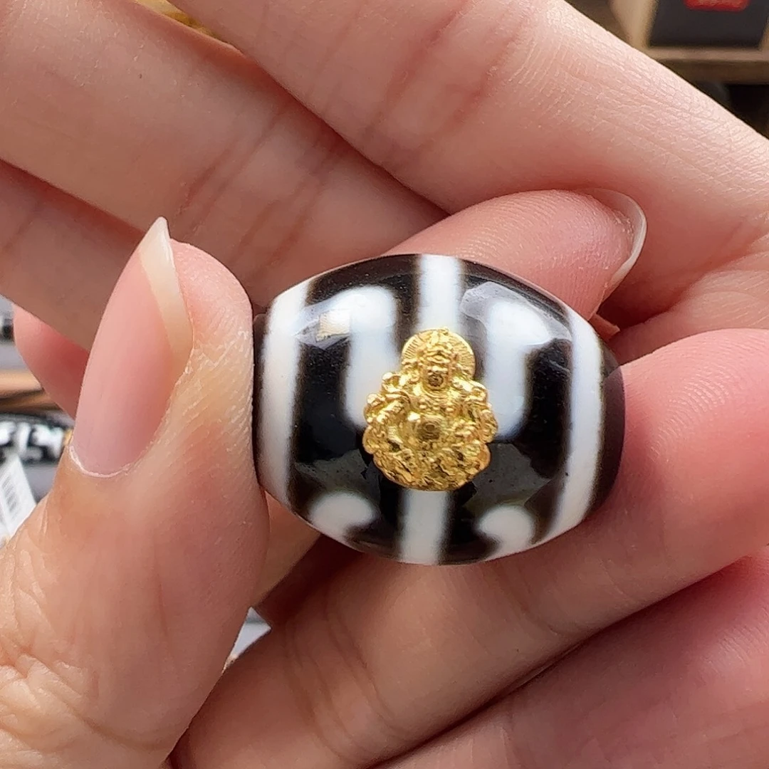 【闪购商品】玛瑙/玉髓颈饰18K金镶嵌一个