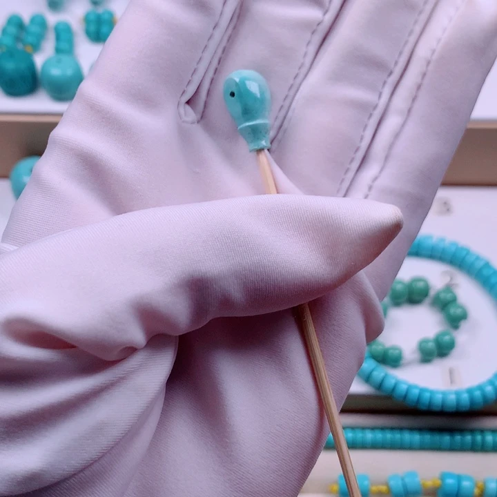 绿松石未镶嵌挂件