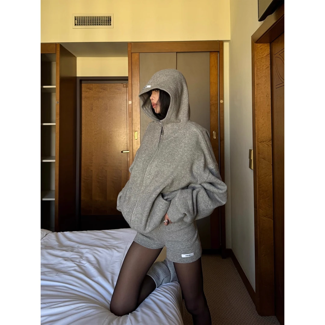 灰色连帽毛衣秋冬慵懒风针织开衫拉链套装女