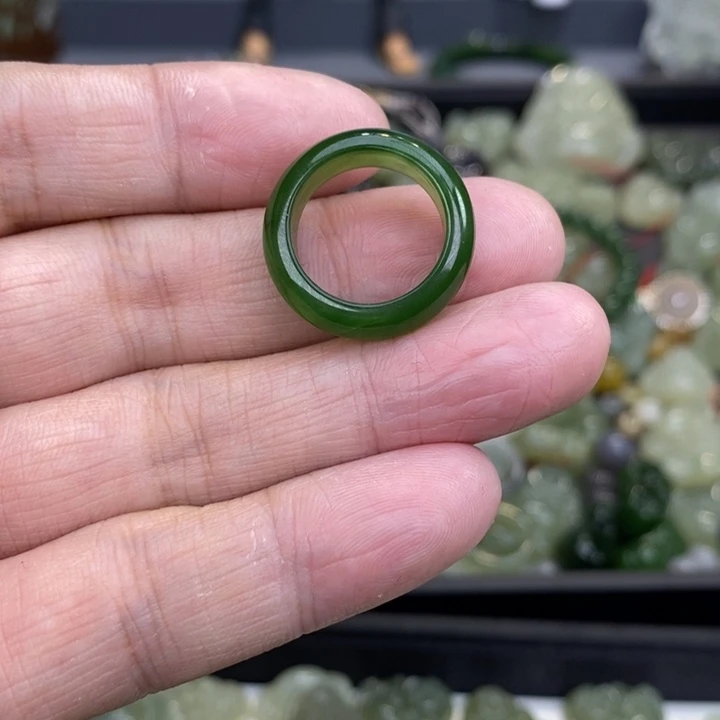 和田玉颈饰未镶嵌?****?