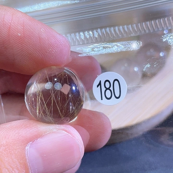 颈饰未镶嵌水晶刘*宝