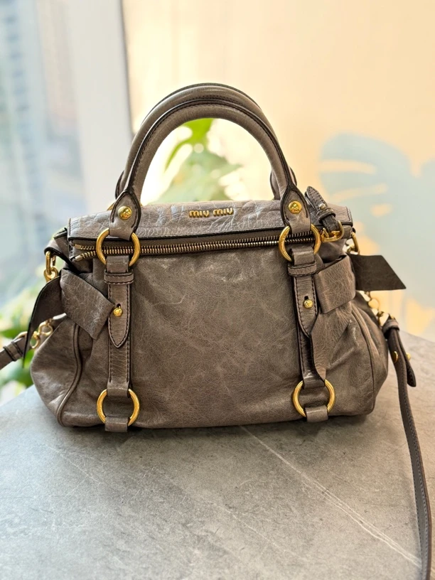 95新 MIU MIU/缪缪 大象灰油蜡做旧机车单肩包