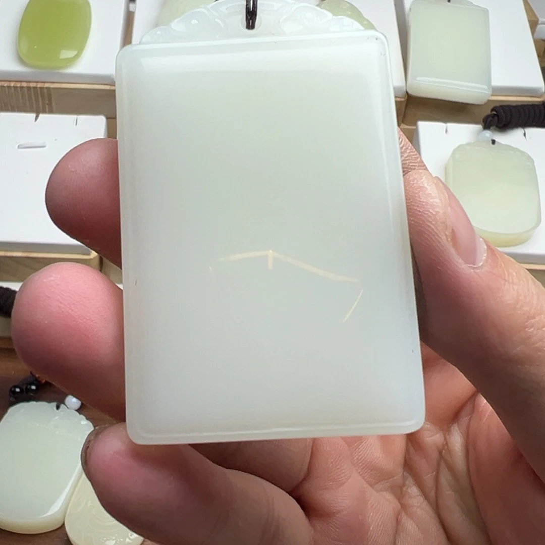 元***n和田玉未镶嵌挂件