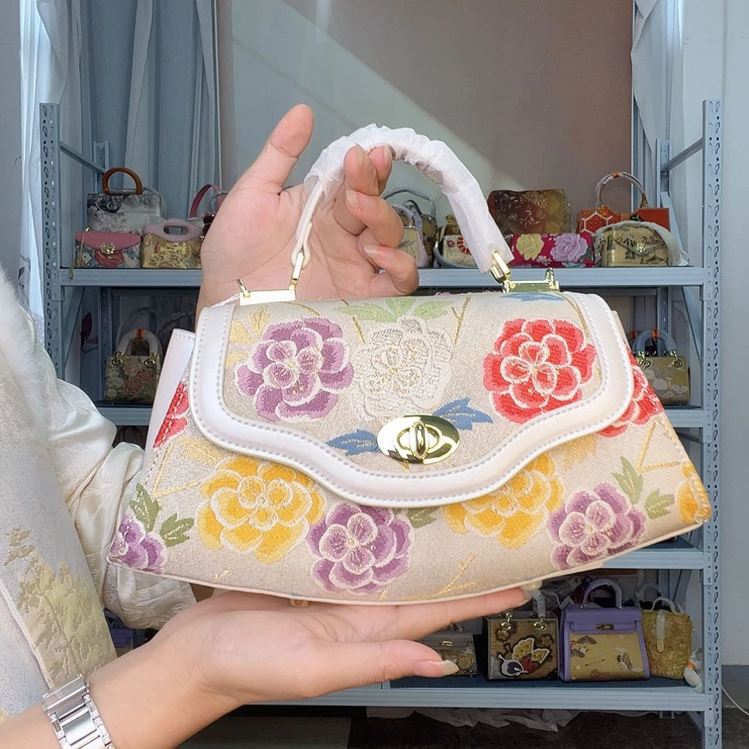 织物桑蚕丝非遗唐锦饺子包
