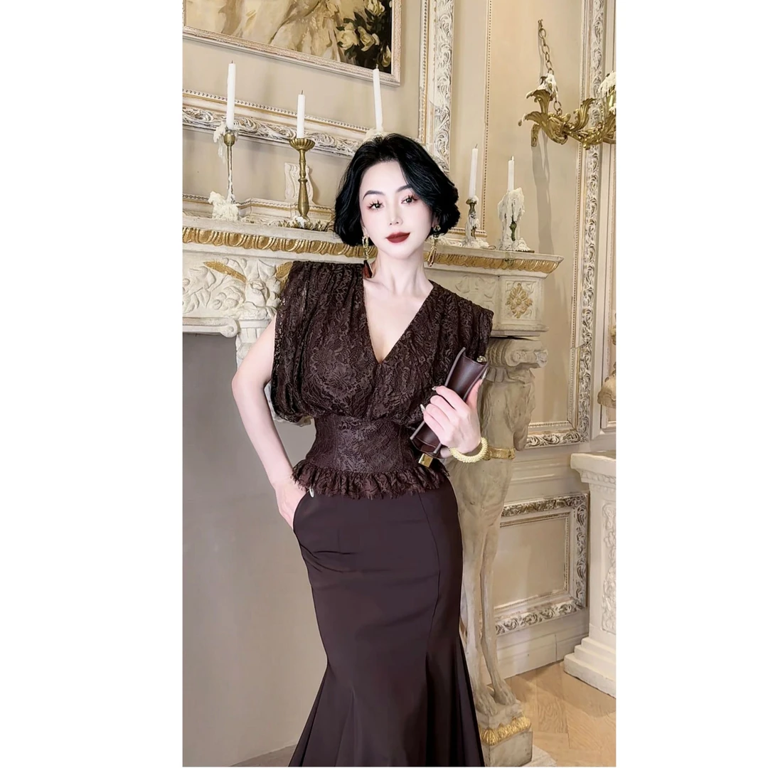 LYXJ【萨尔瓦多摩卡】高级小众设计摩卡棕套装鱼尾裙+蕾丝上衣12049