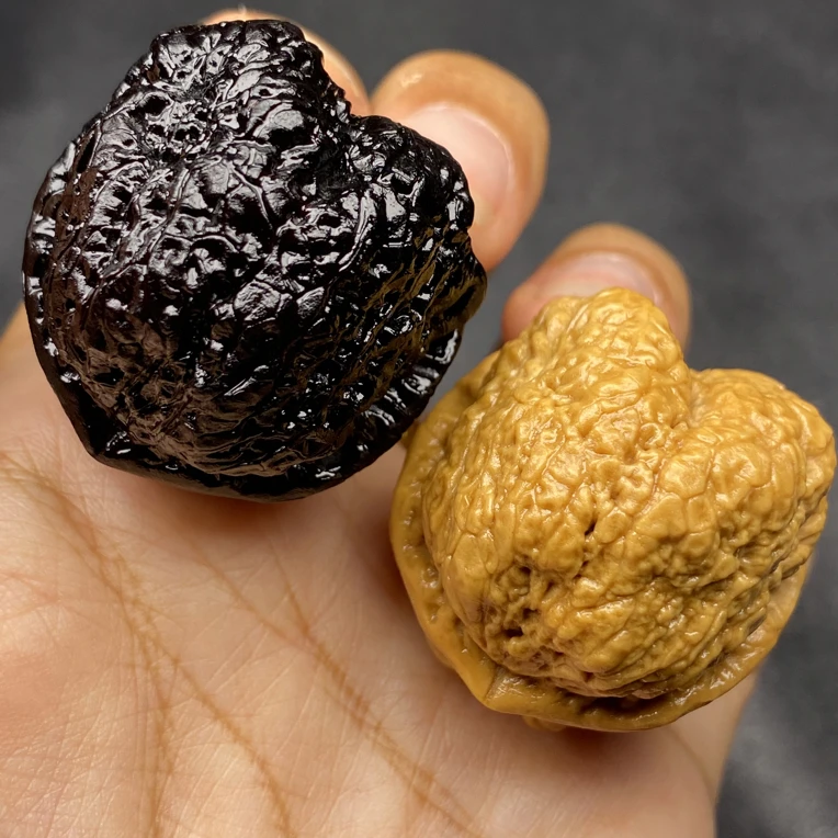 文玩核桃云南铁核桃 阴阳蝴蝶蟾 蛤蟆头39-40尺发货图片同款随机