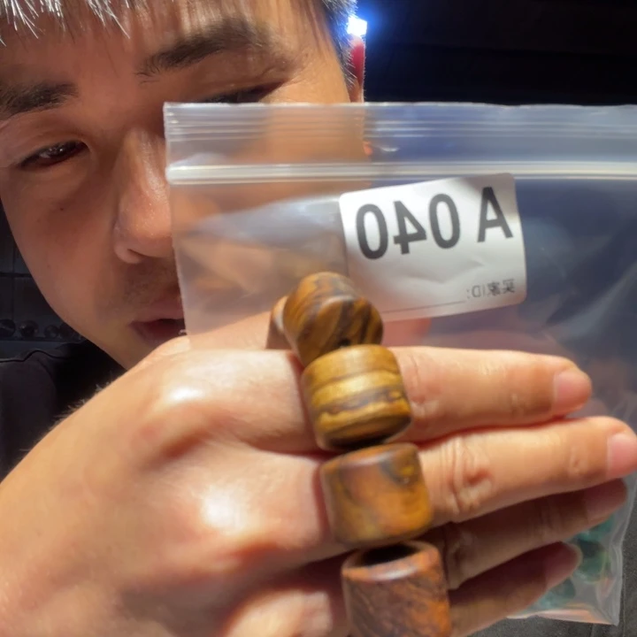 大叶紫檀（黑酸枝木类）040