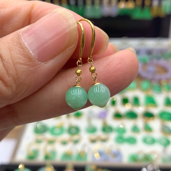 翡翠18K金镶嵌耳饰