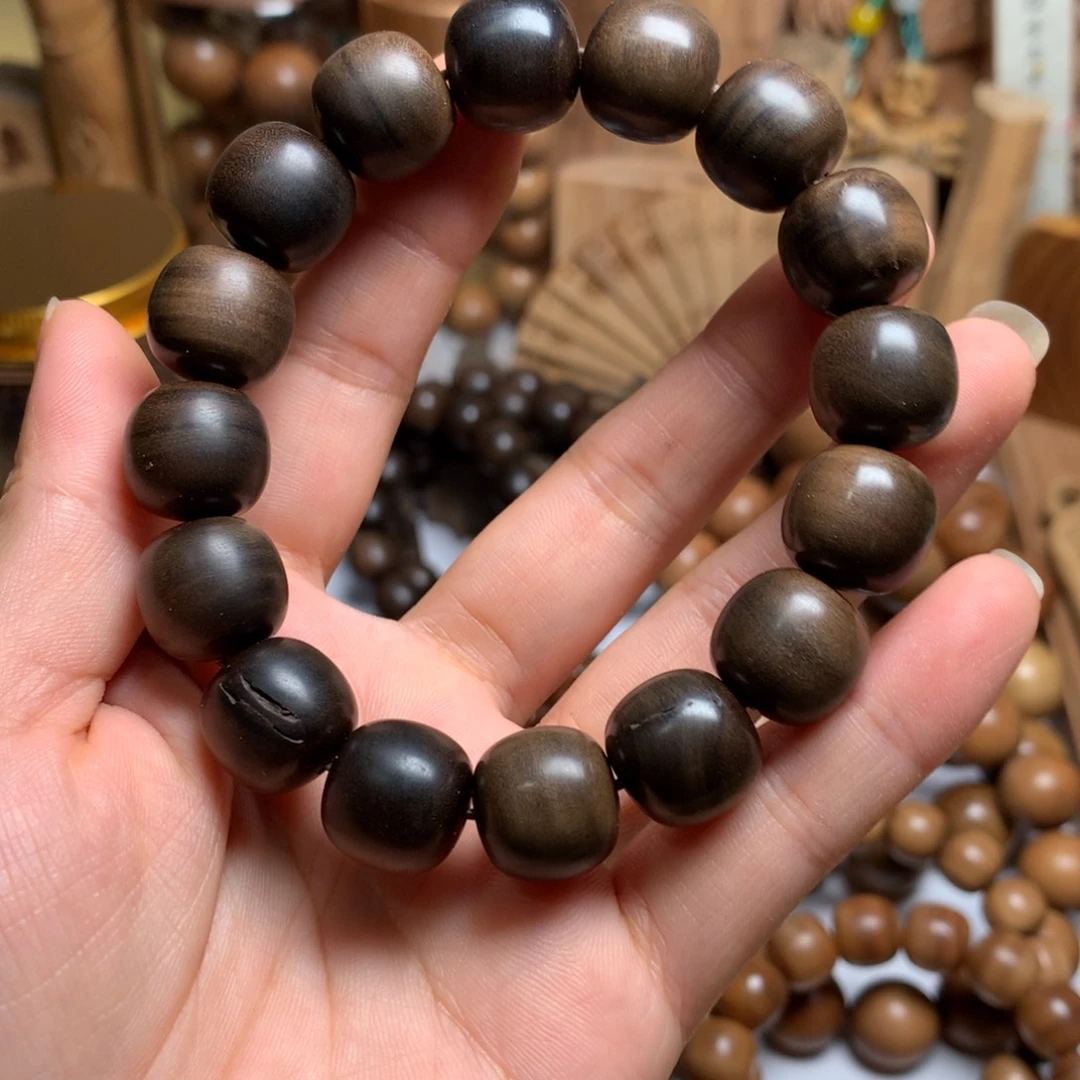 檀香木手串/手链向*老山檀香1.3✖️1.4阴沉料微瑕