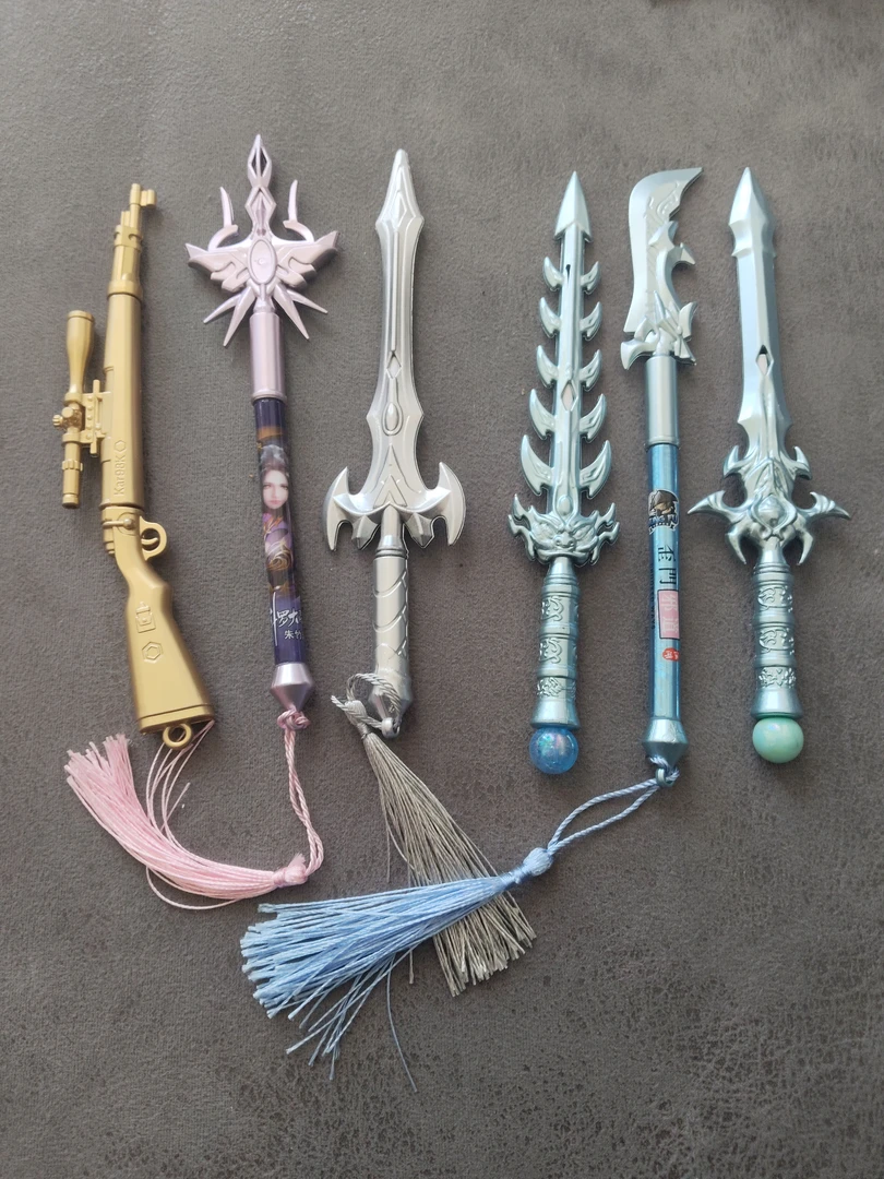 纯阳夜话白鹭鹤鸣千山苍云鹿卢霸刀藏剑等武器模型中性笔高颜值