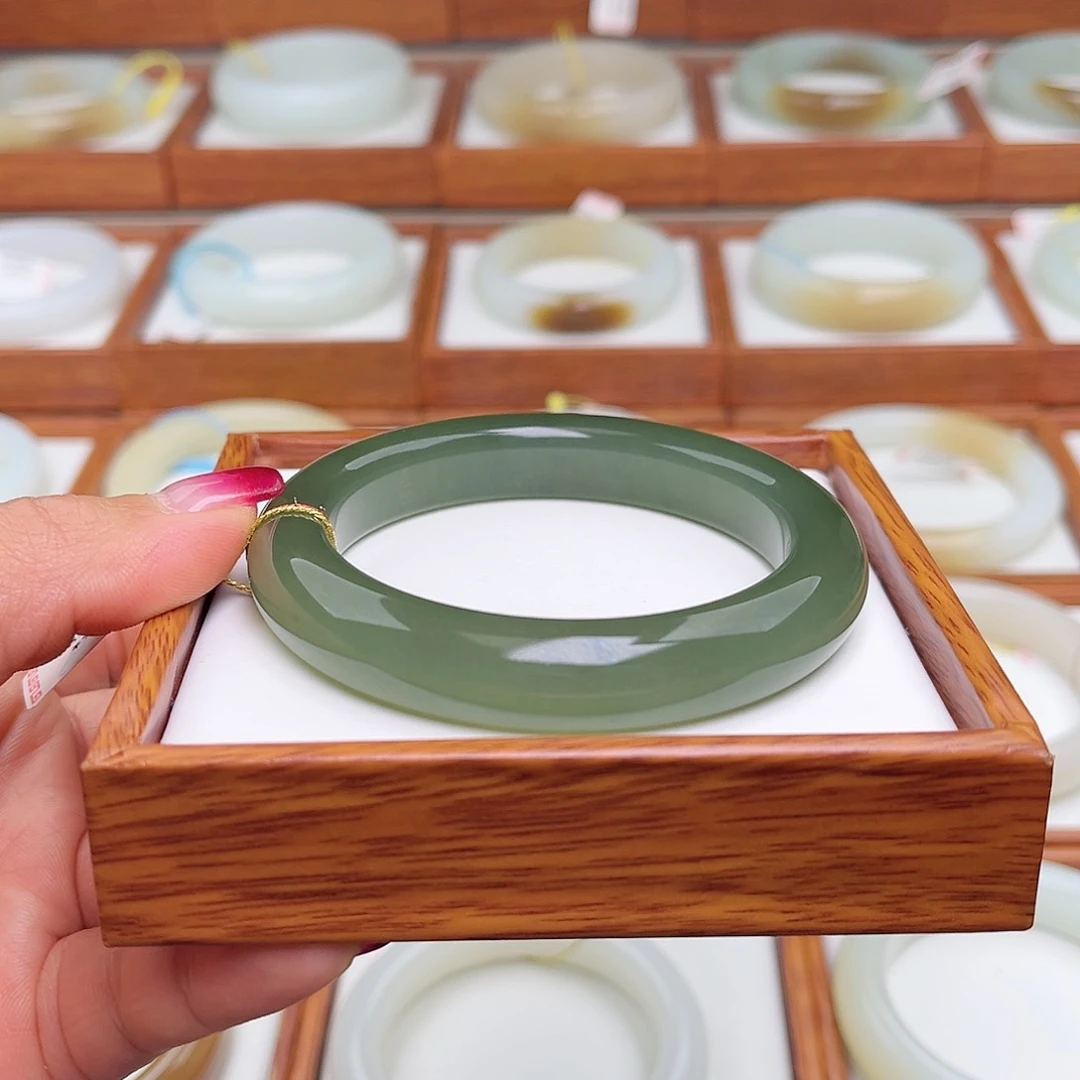 和田玉手镯未镶嵌58.5