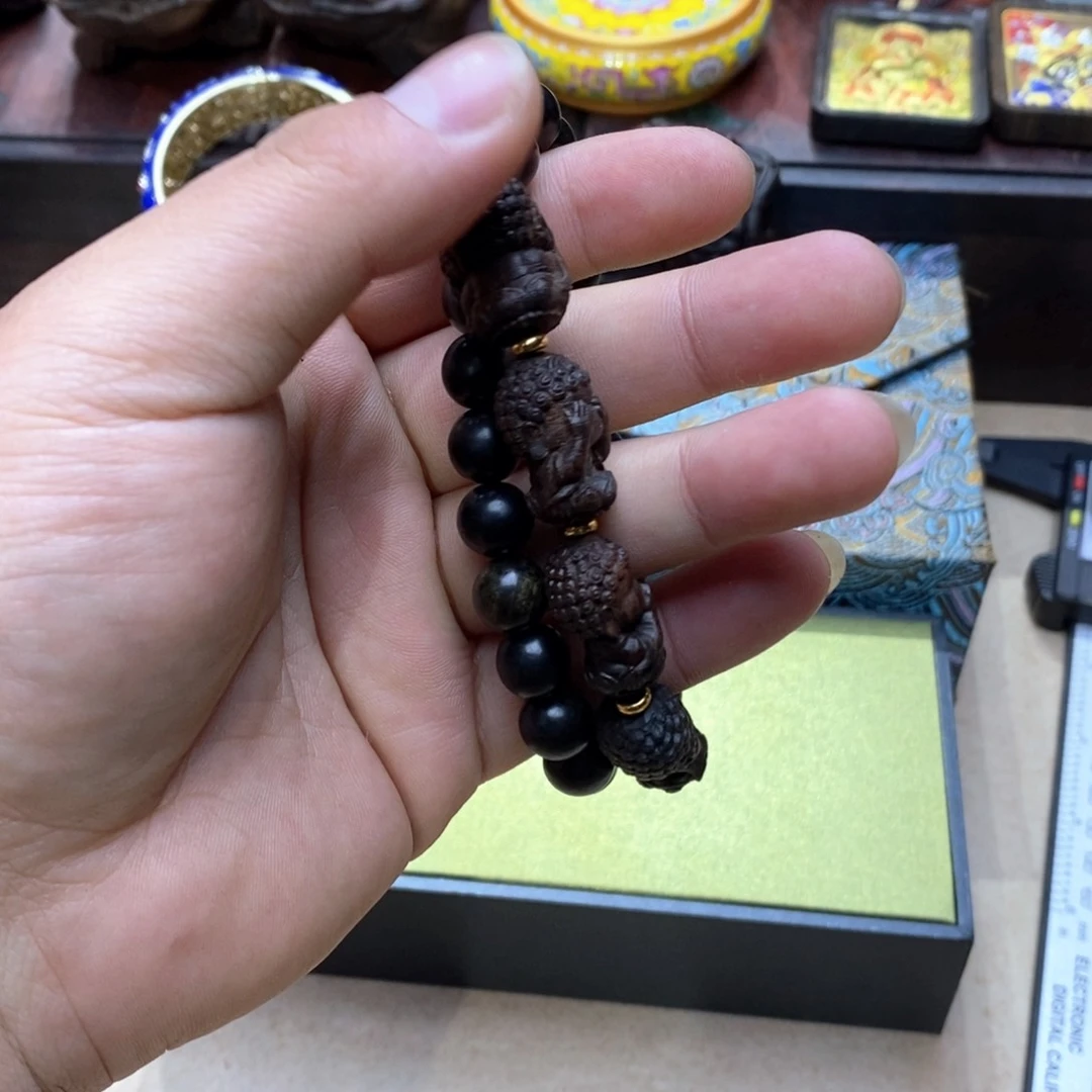 大叶紫檀（黑酸枝木类）