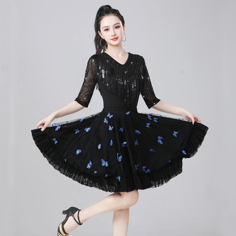广场舞服装女拉丁舞蹈新款套装中年女交谊吉特巴演裙子跳舞衣服夏
