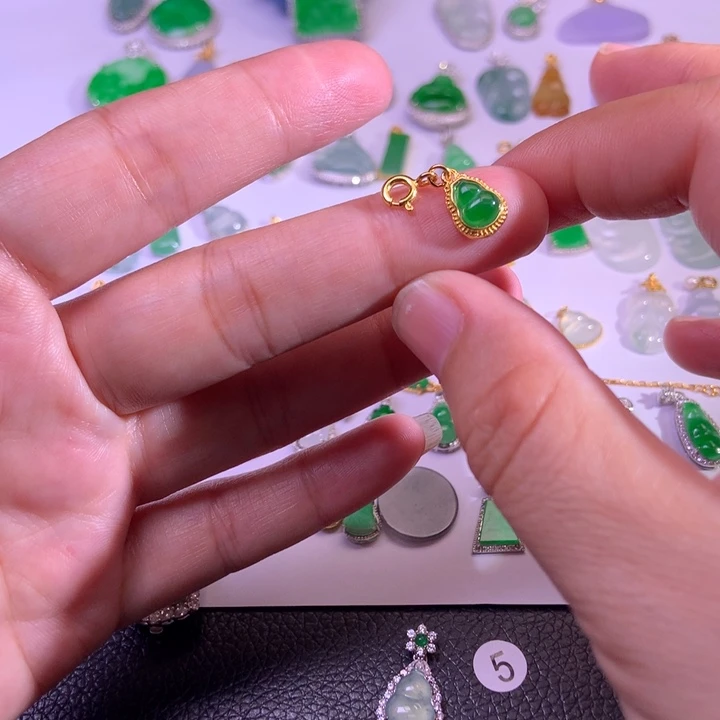 翡翠银S925镶嵌颈饰