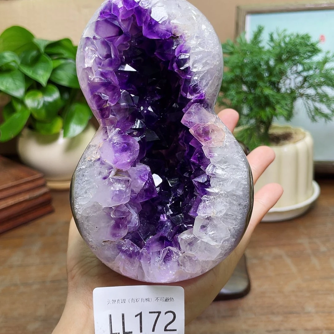 未镶嵌水晶大型摆件（非配饰）