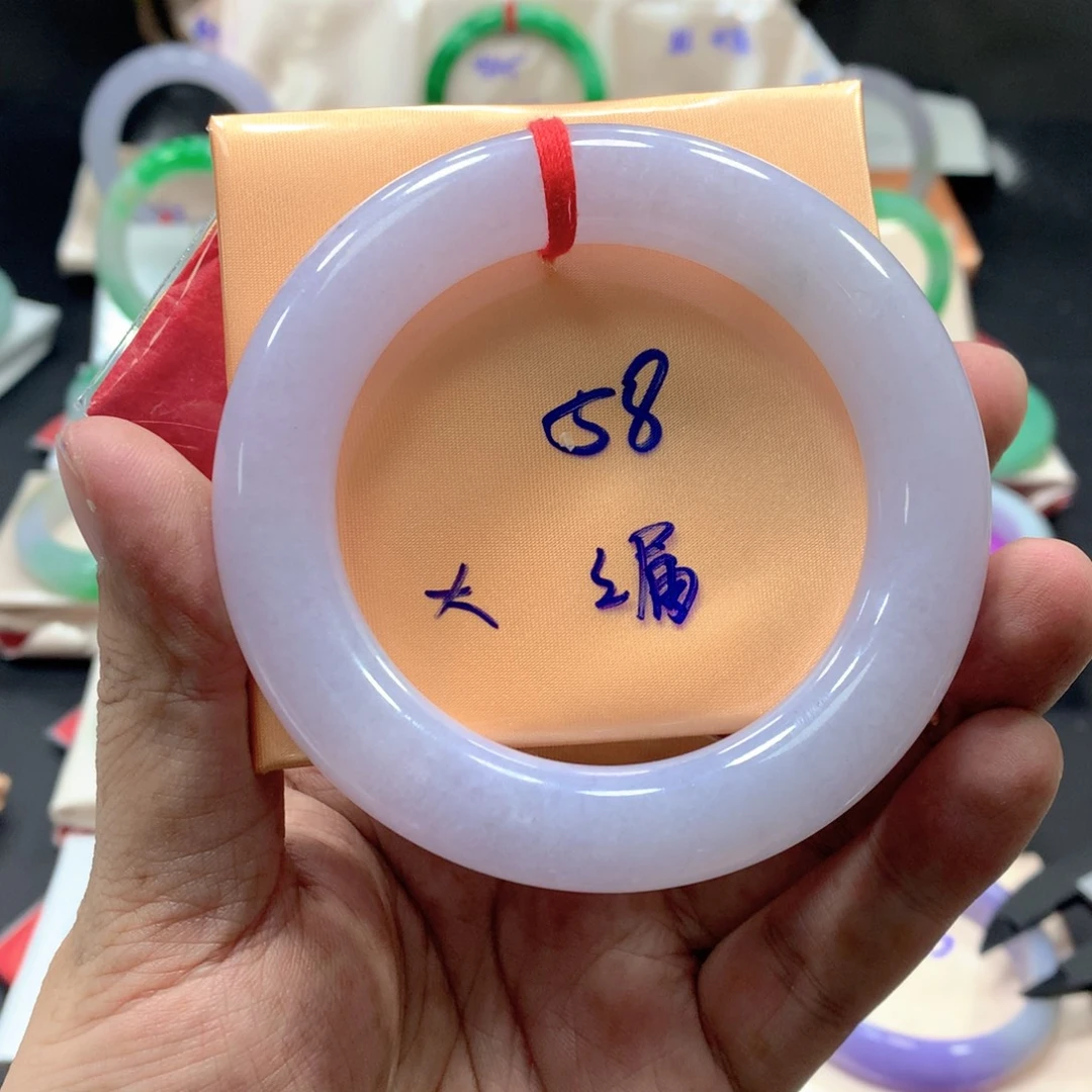 翡翠未镶嵌手镯翡翠