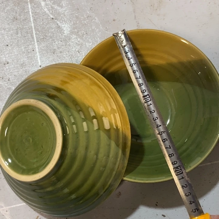 瓷片五厂绿釉三色斗笠碗一对微瑕疵口径20.5厘米