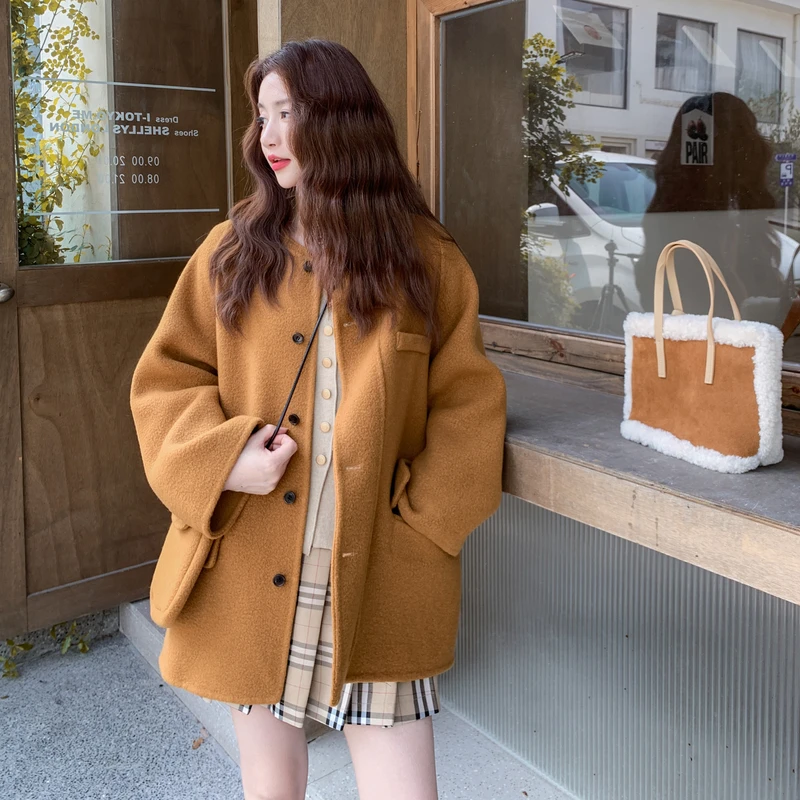 2025秋冬新款时尚圈圈羊毛颗粒短款外套原创设计师款双面呢大衣女