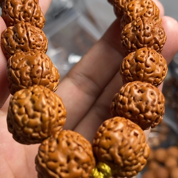 猴头核桃吊坠白**畔你就不要去咯