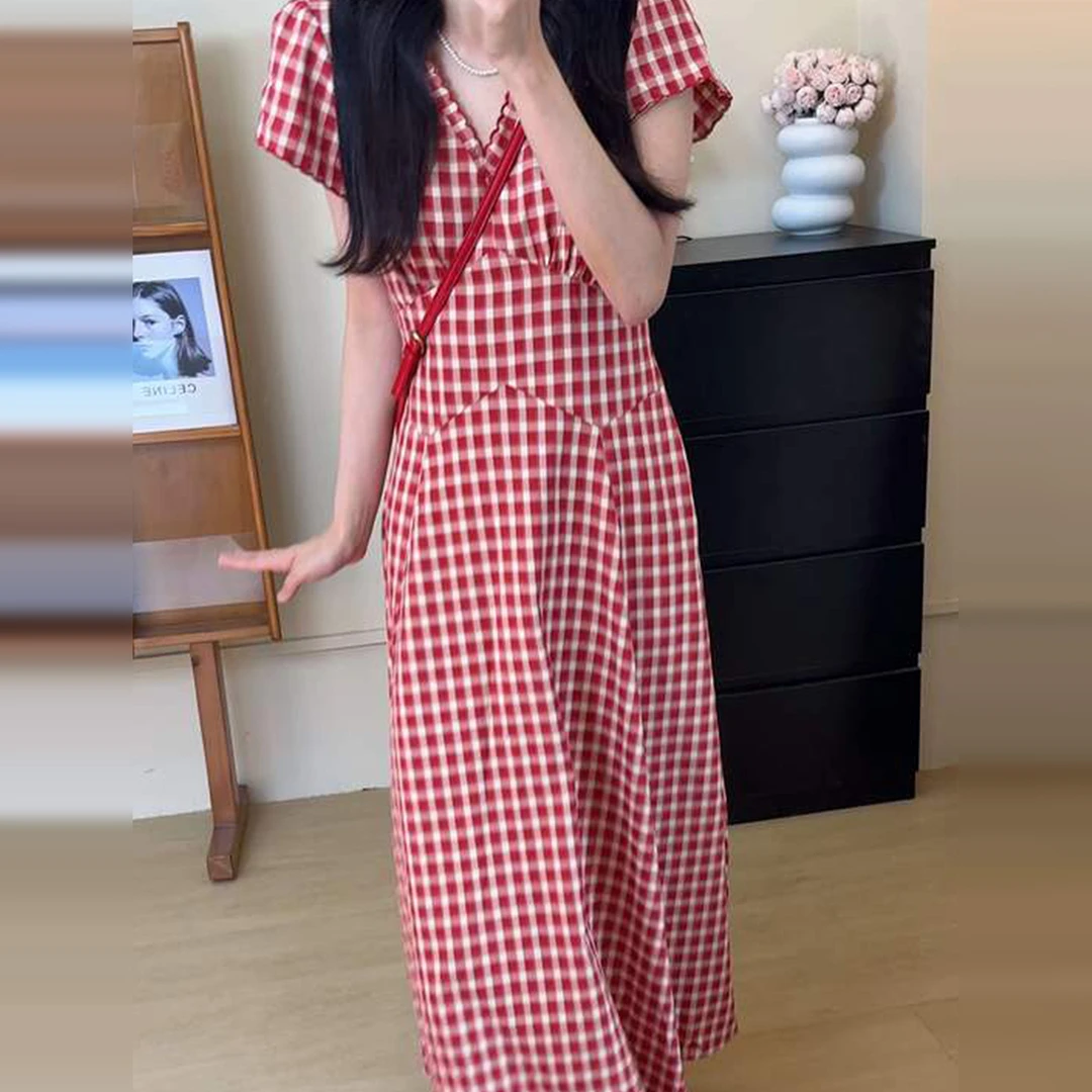 4750夏日绝美红色格子连衣裙子女装2025新款小个子巨好看v领长裙