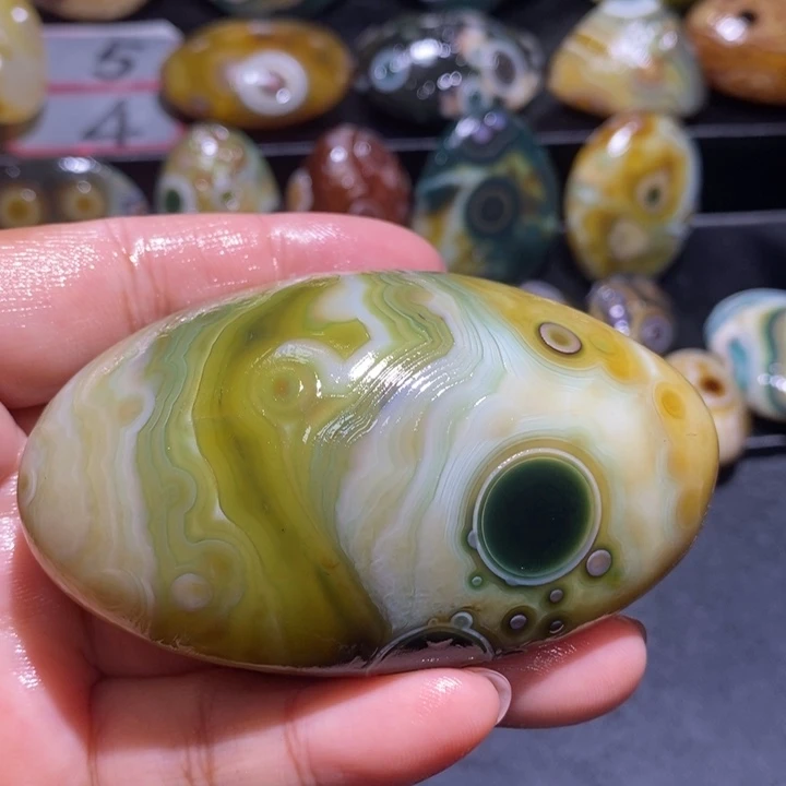 玛瑙/玉髓未镶嵌珠宝奇石115