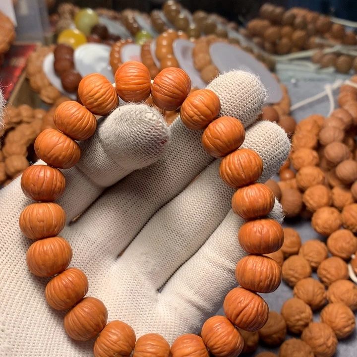 猴头核桃吊坠六***、猴头