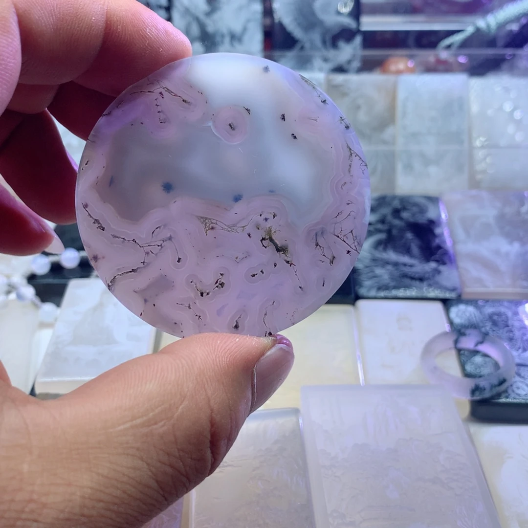 玛瑙/玉髓圆牌未镶嵌妖*玖